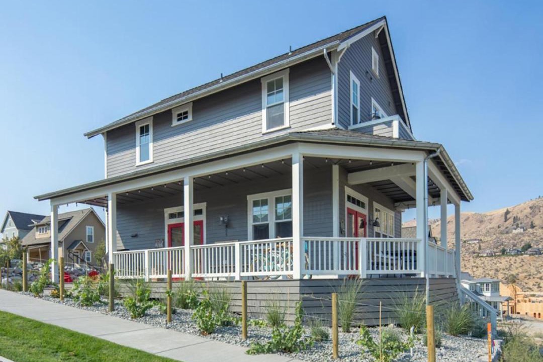 Photo of Buildings in Chelan