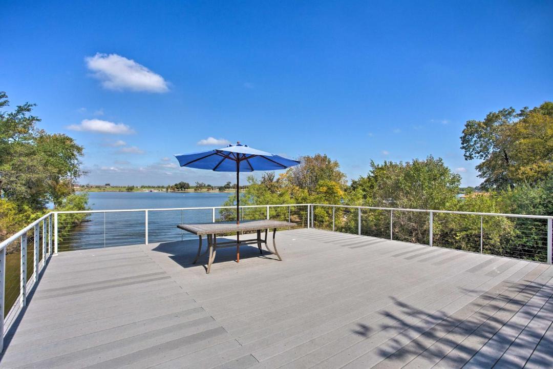 Photo of Patio Balcony in Granbury