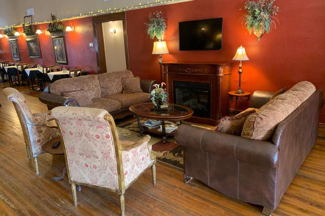 Photo of Livingroom in Post