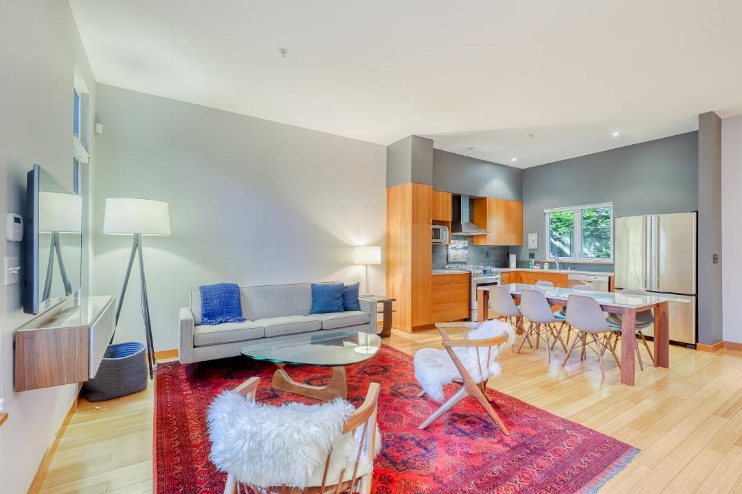 Photo of Livingroom in Fremont