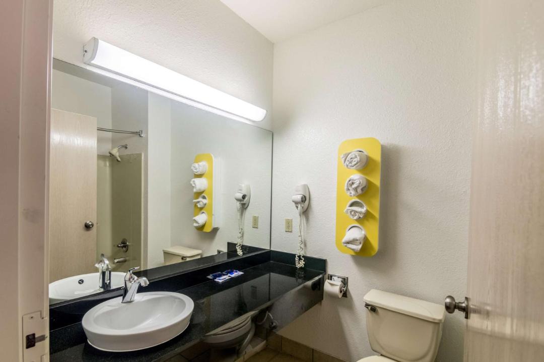 Photo of Bathroom in Central Oklahoma City