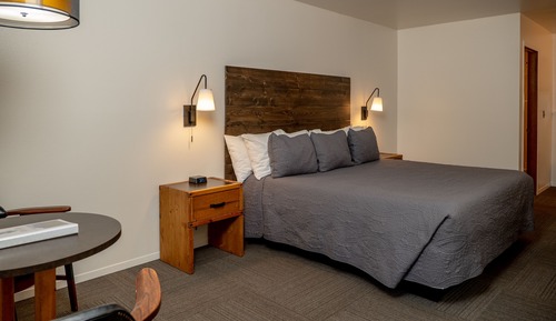Double Room (Not pet friendly)
