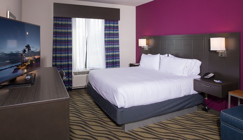 Standard Room, 1 King Bed, Accessible (Mobility)