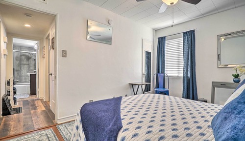 House (2 Bedrooms)