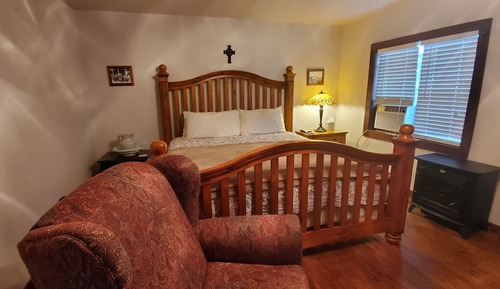 Classic Single Room