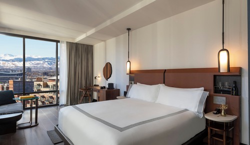 Room, 1 King Bed, City View