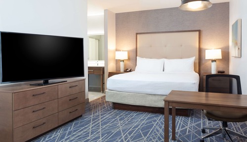 Studio, 1 King Bed, Accessible, Bathtub