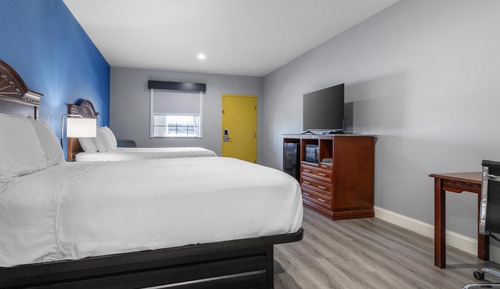 Standard Room, 2 Queen Beds, Non Smoking, Refrigerator & Microwave