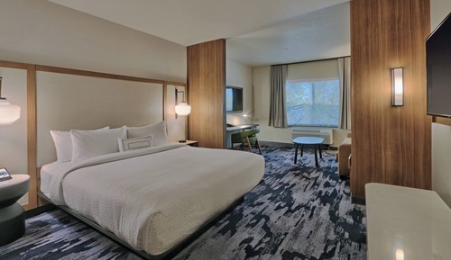 Suite, 1 King Bed with Sofa bed, Hearing Accessible (Transfer Shower & Roll-in Shower)