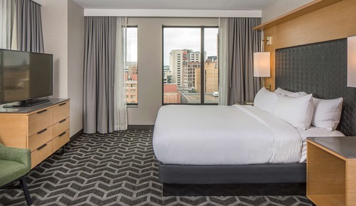 Room, 1 Bedroom, Accessible (Mobility & Hearing, Roll-in Shower)