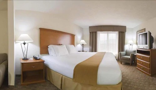 Standard Room, 1 King Bed, Accessible (Comm, Mobil, Roll Shwr)