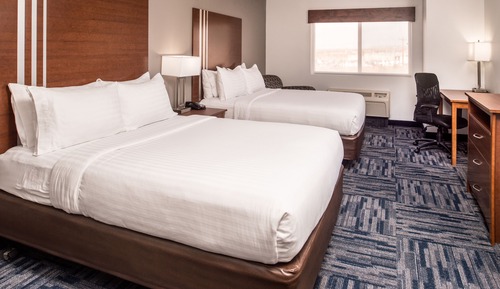 Suite, Multiple Beds