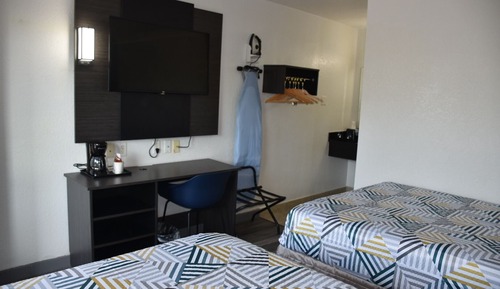 Standard Room, 2 Double Beds, Non Smoking