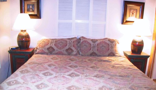 Room, 1 King Bed, Non Smoking, Fireplace
