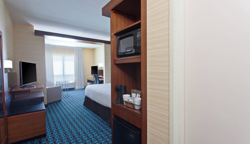 Studio, 1 King Bed with Sofa bed, Hearing Accessible