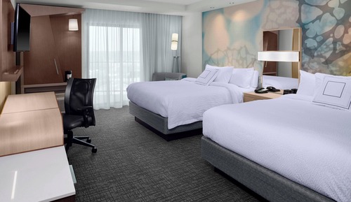 Room, 2 Queen Beds, Balcony