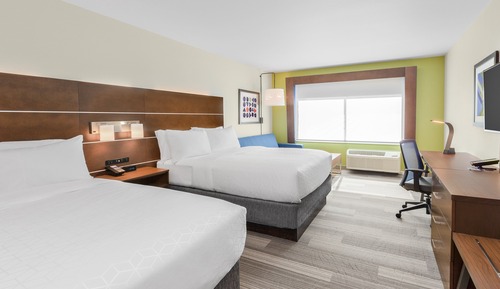 Suite, Multiple Beds