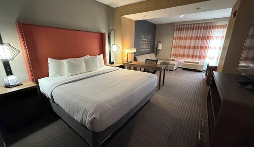 Deluxe Room, 1 King Bed, Non Smoking