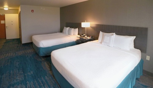 Room, 2 Queen Beds (Mobility/Hearing Accessible, Tub)