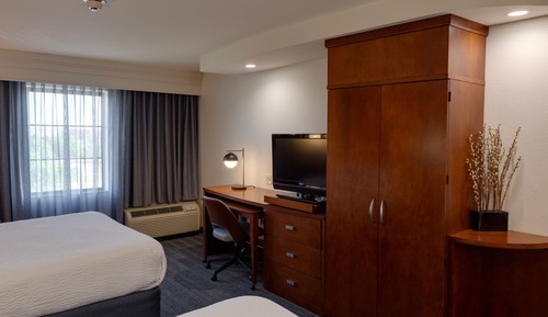 Room, Multiple Beds, Hearing Accessible (Accessible Bathtub)