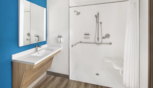 Standard Room, 2 Queen Beds, Accessible (Mobility, Roll-In Shower)