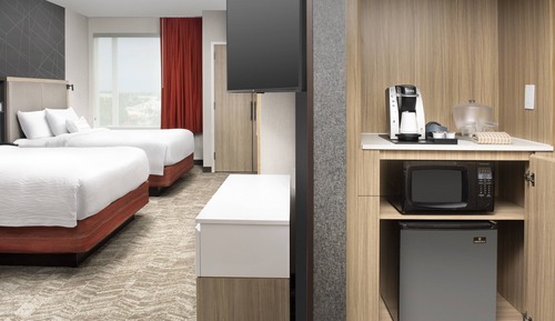 Suite, Multiple Beds, Hearing Accessible