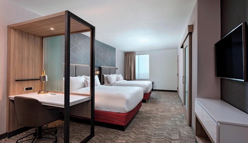 Suite, Multiple Beds