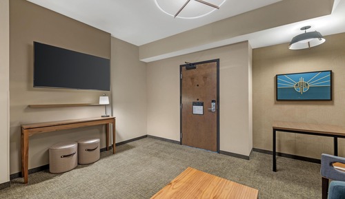 Suite, 1 King Bed with Sofa bed, Accessible (Sofa Sleeper, Roll-in Shower, 2 Rooms)