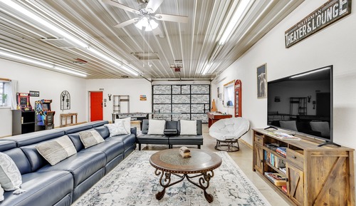House, 1 Bedroom