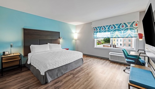 Room, 1 King Bed, Accessible (Mobility & Hearing)