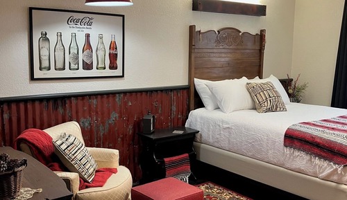 Room 13 Banner