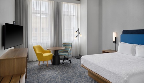 Room, 1 King Bed, Accessible (Hearing)