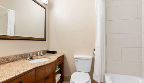 Suite, 2 Queen Bed and Sofa bed, Non Smoking (Upgrade)