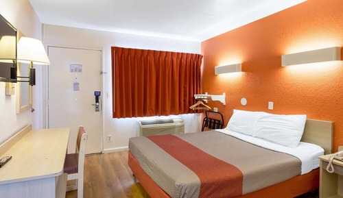 Standard Room, 1 Double Bed, Accessible, Non Smoking