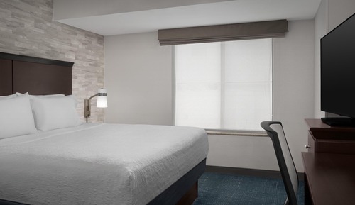 Suite, 1 King Bed, Kitchen