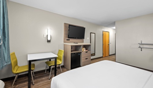 Room, 1 King Bed, Accessible, Non Smoking