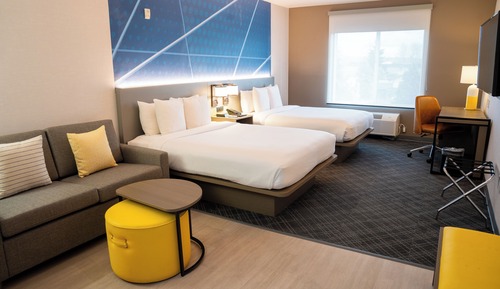 Suite, 2 Queen Beds, Non Smoking