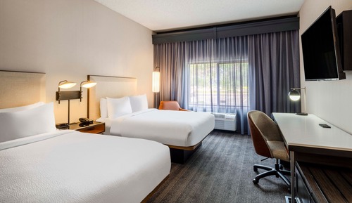 Room, 2 Queen Beds (Mobility/Hearing Accessible, Tub)