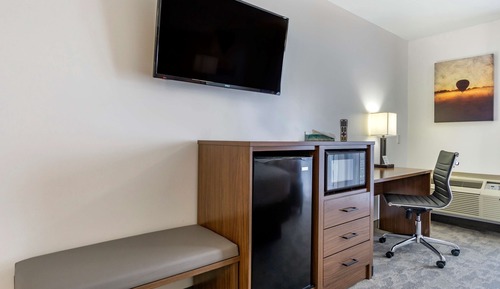 Standard Room, 2 Queen Beds, Non Smoking, Refrigerator & Microwave