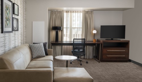 Suite, 1 King Bed with Sofa bed, Corner