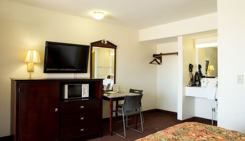Standard Room, 1 King Bed, Non Smoking