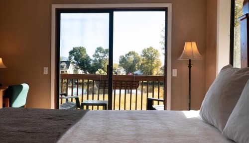 Signature Room, Balcony, River View