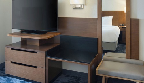 Room, 1 King Bed, Mobility Accessible (Transfer Shower)