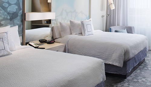 Room, 2 Queen Beds (Mobility Accessible, Transfer Shower)