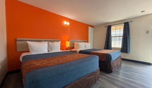 Standard Double Room with Two Double Beds