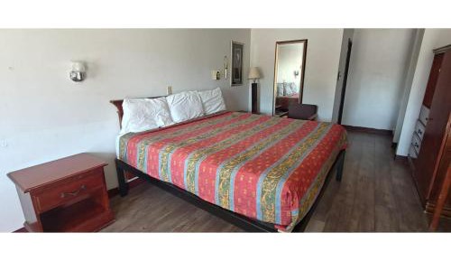 King Bed Non-Smoking