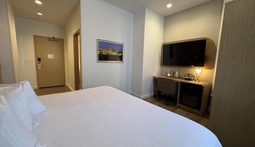 King Room - Disability Access/Non-Smoking