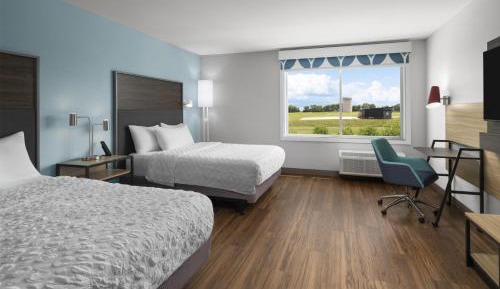 Queen Room with Two Queen Beds - Mobility and Hearing Access