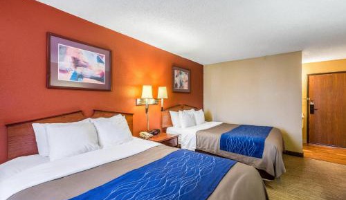 Queen Room with Two Queen Beds - Non-Smoking