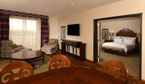 One-Bedroom King VIP Suite with Sofa Bed
